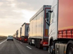 Will the West Dundee I-90 Truck Image